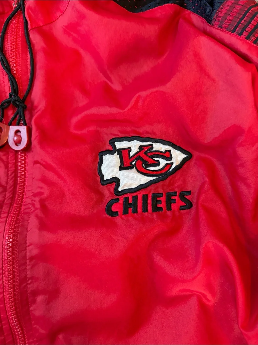 Vintage NFL game day Kansas City Chiefs Red Black Hooded Bomber Jacket fan gear